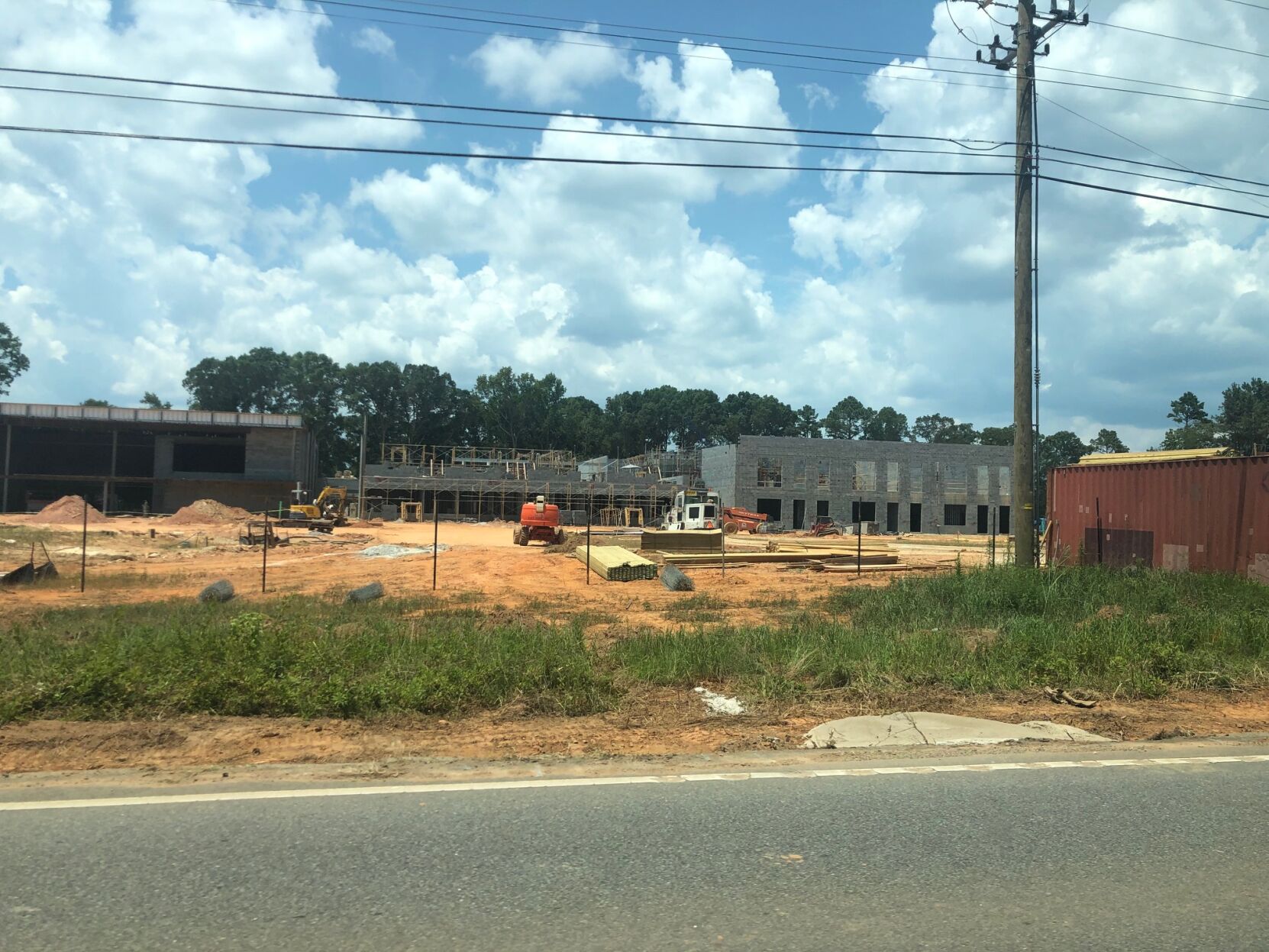 elementary school 13 chapin piney woods